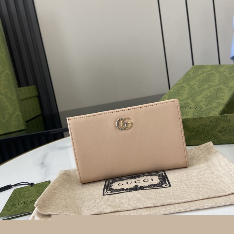 G*u*i wallets & purse